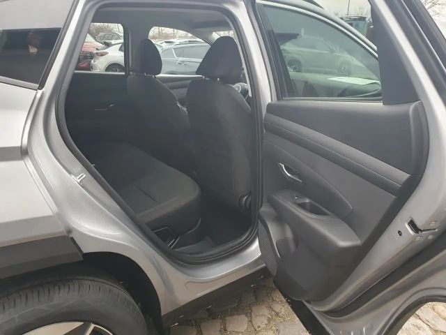Hyundai Tucson 2WD Hybrid
