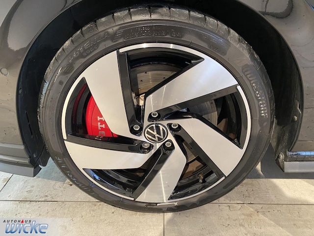 Volkswagen Golf 2.0 TSI DSG GTI