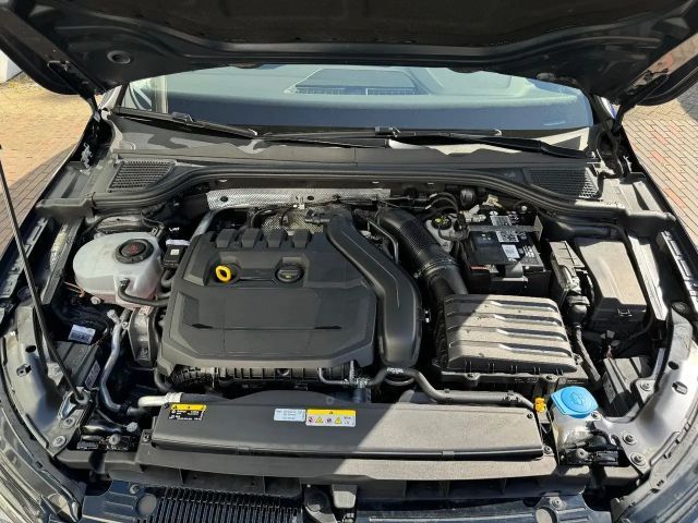 Volkswagen Golf 1.5 TSI Life