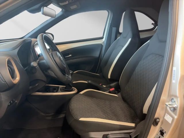 Toyota Aygo X 1.0 VVT-i Hatchback