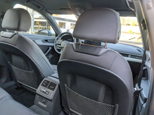 Audi A4 S-Tronic Sedan