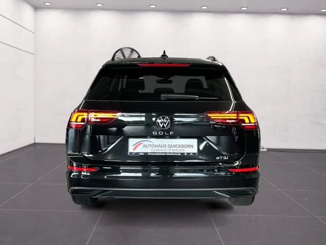 Volkswagen Golf 1.5 eTSI DSG Life Variant