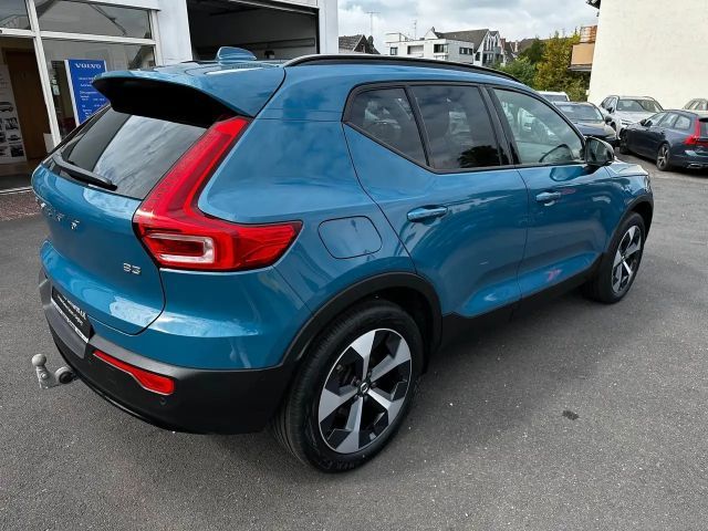 Volvo XC40 Dark Plus