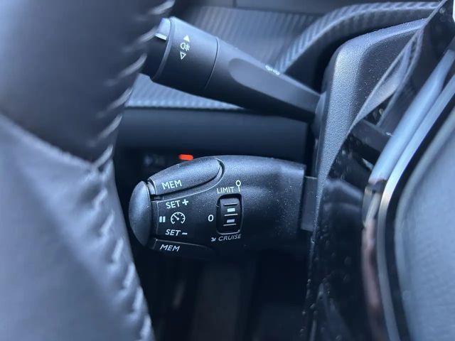 Peugeot E-208 Allure Pack