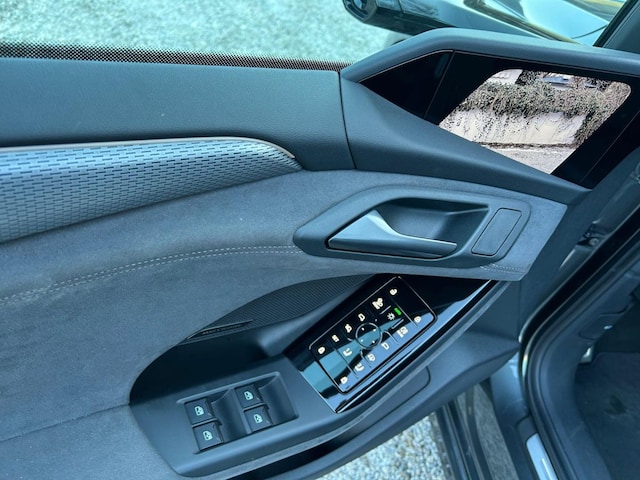 Audi A6 e-tron Avant Quattro