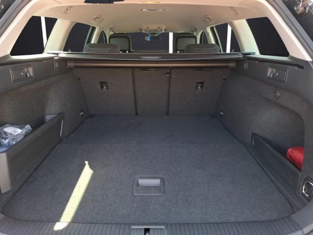 Volkswagen Passat GTE Variant