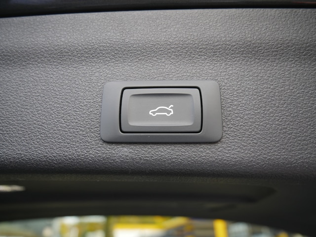 Audi S6 Avant Quattro