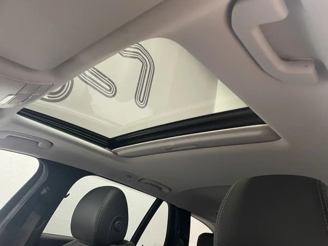 Mercedes-Benz E 200 AVANTGARDE E 200 d