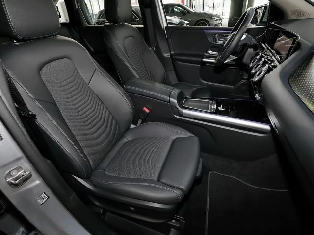 Mercedes-Benz B 200 B 200 d