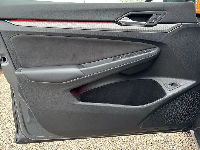 Volkswagen Golf Style eHybrid