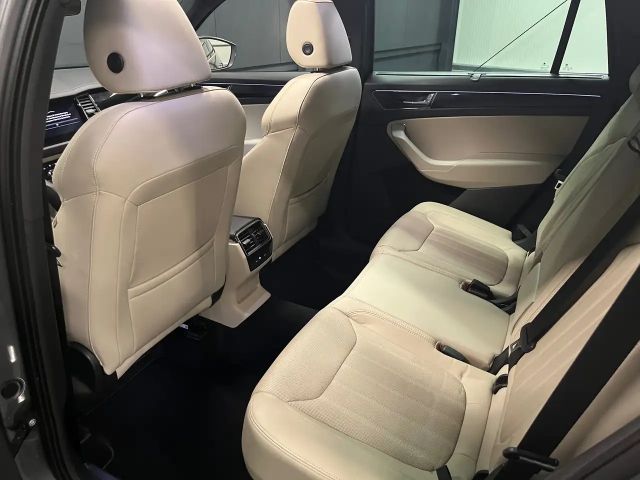Skoda Kodiaq L&K *19Zoll*PANORAMA*360*LEDER/Beige*ACC*Family*