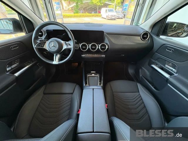 Mercedes-Benz B 200 Progressive