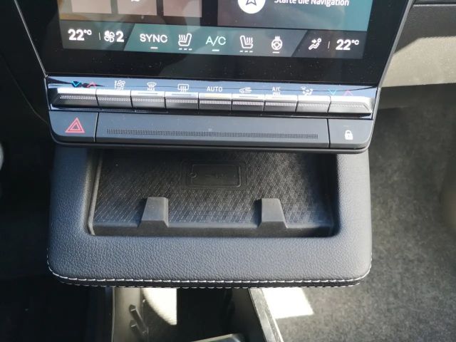 Renault Scenic E-Tech Iconic