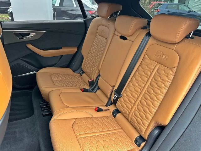 Audi RS Q8 Performance