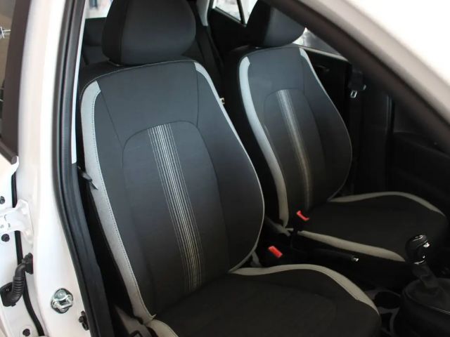 Hyundai i10 1.0 2WD Trend