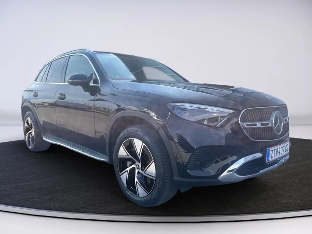 Mercedes-Benz GLC 300 4MATIC