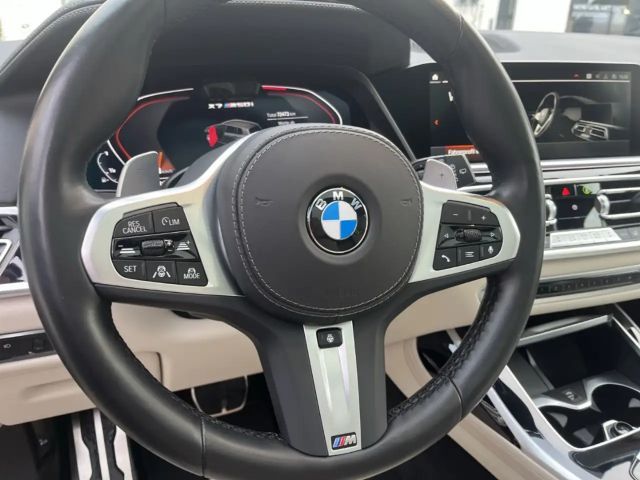 BMW X7 i/HUD/Panorama/Navigation/HarmanKardon