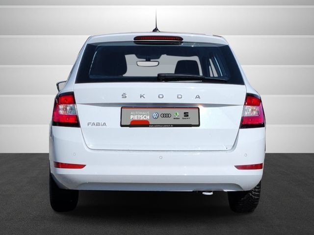 Skoda Fabia 1.0 TSI Active Combi