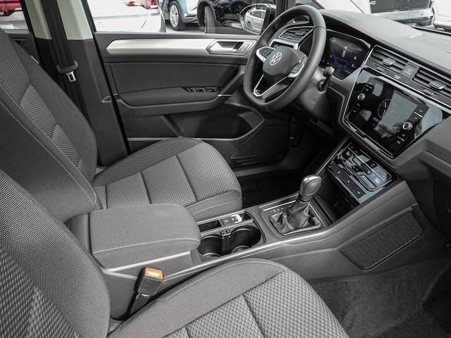 Volkswagen Touran 1.5 TSI DSG