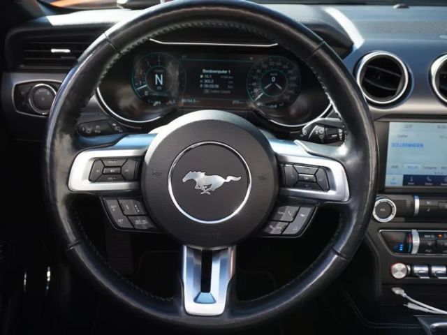 Ford Mustang Convertible GT 5.0 V8