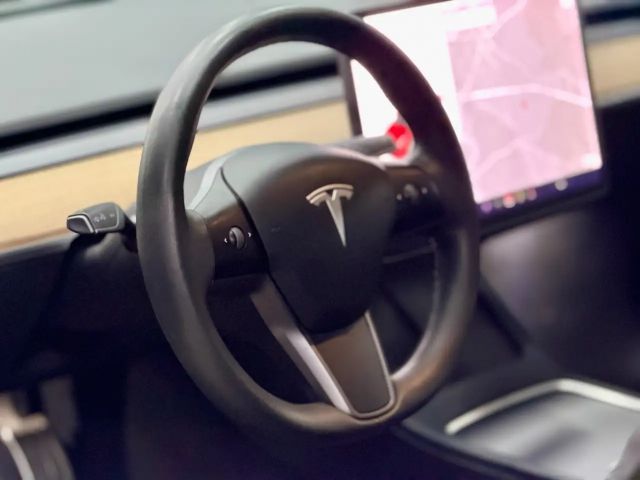 Tesla Model 3 AWD Long Range