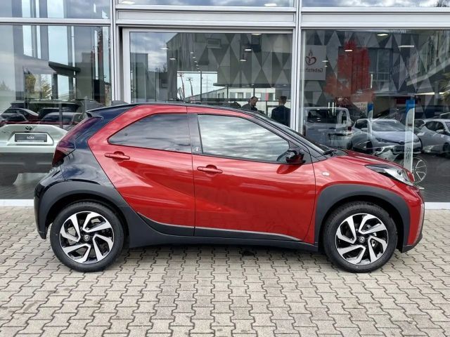 Toyota Aygo X Hatchback Play Team D