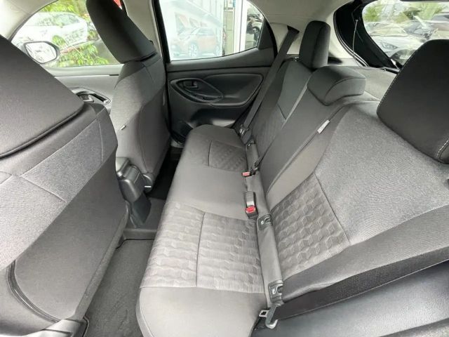 Toyota Yaris Hatchback Hybride VVT-i