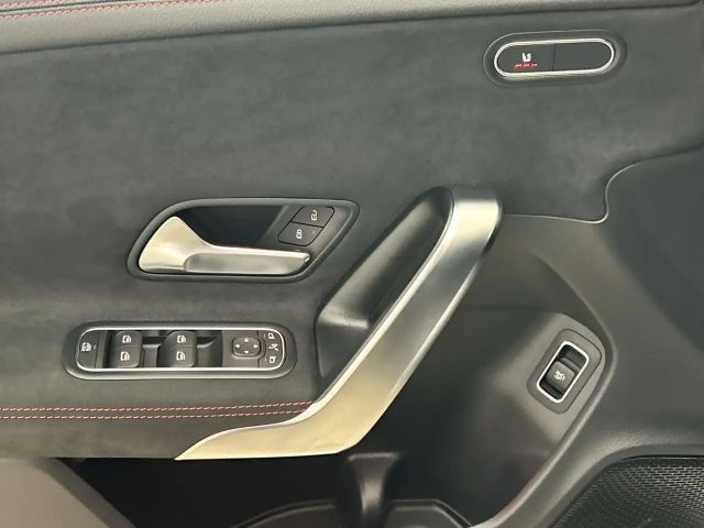 Mercedes-Benz CLA 200 Coupé