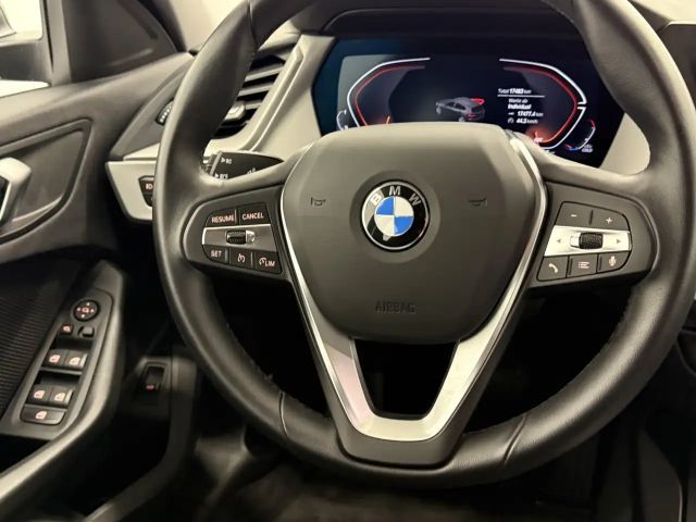 BMW 120 120d xDrive