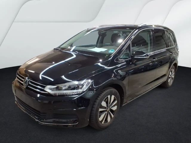 Volkswagen Touran 1.5 TSI DSG