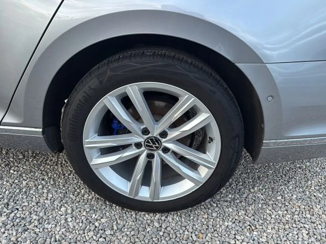 Volkswagen Passat GTE Variant