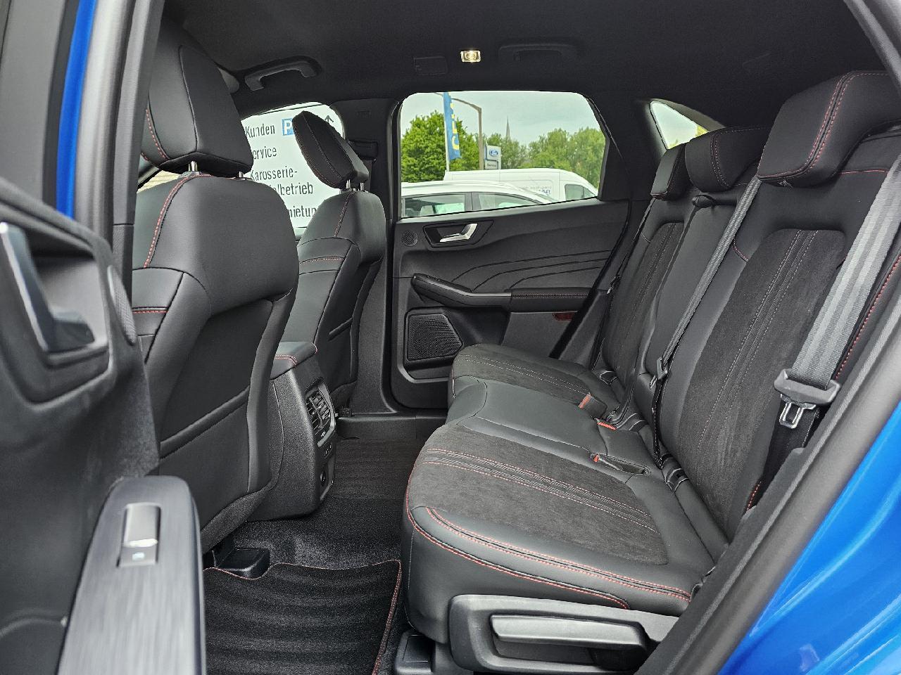 Ford Kuga Plug in Hybrid ST Line X