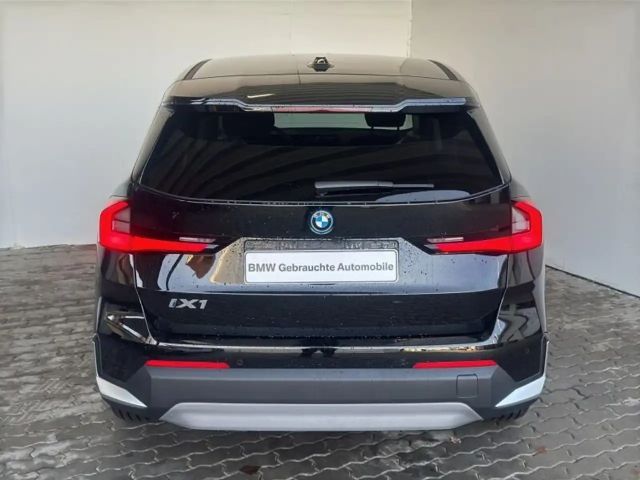 BMW iX1 xDrive30