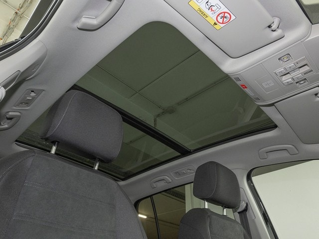 Volkswagen Touran 1.5 TSI DSG