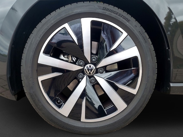 Volkswagen Passat 1.5 eTSI Business