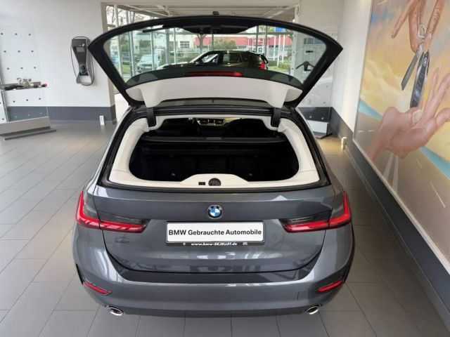 BMW 320 320i Touring