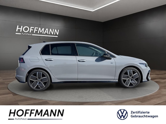 Volkswagen Golf 1.5 TSI DSG R-Line