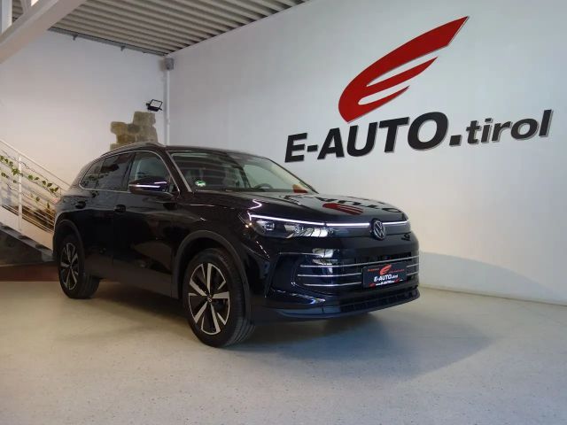 Volkswagen Tiguan DSG Elegance Elegance Sport