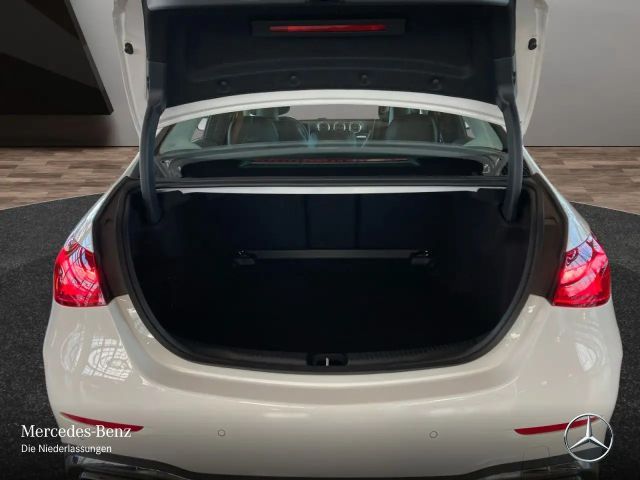 Mercedes-Benz C 180 AMG Line Sedan