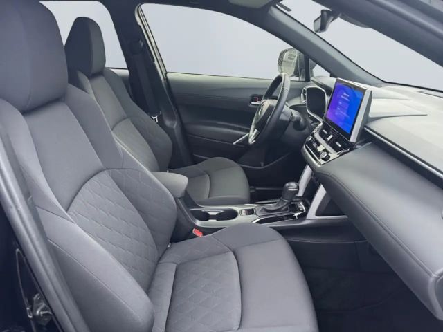 Toyota Corolla Cross Hybride Team D