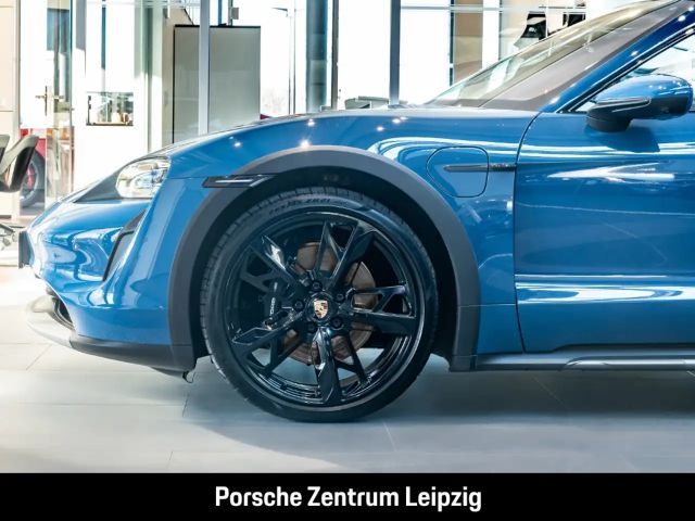 Porsche Taycan 4S Cross Turismo
