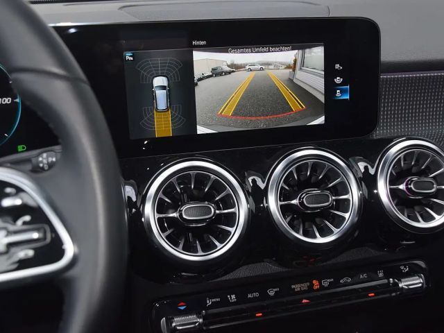 Mercedes-Benz EQB 300 4MATIC