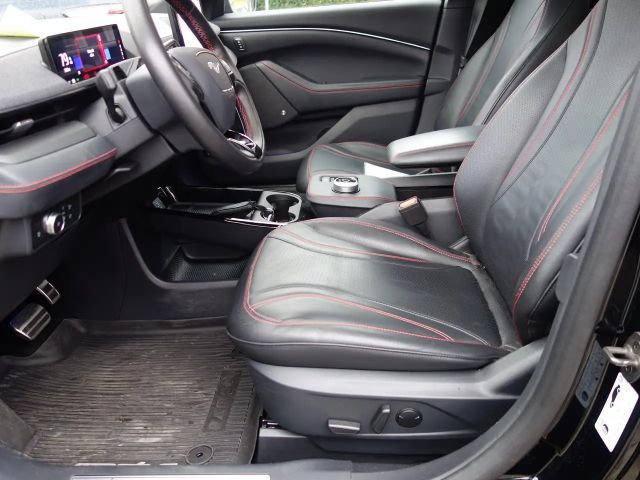 Ford Mustang Mach-E AWD