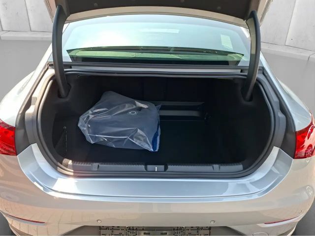 Mercedes-Benz EQE 350 Electric Art Sedan