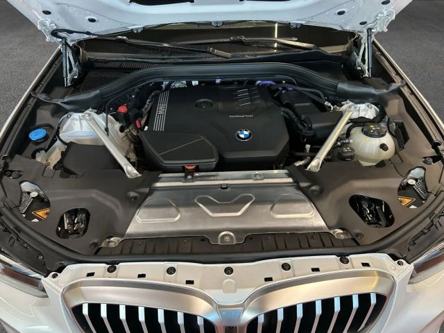 BMW X3 xDrive30i
