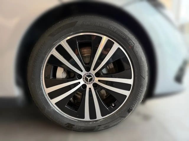 Mercedes-Benz EQE 300 Sedan