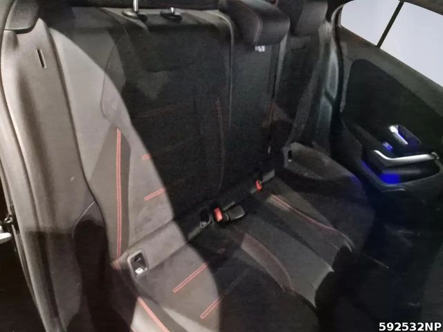 Mercedes-Benz A 250 AMG Line