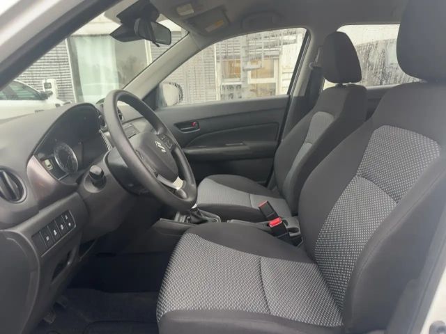 Suzuki Vitara Club Hybrid