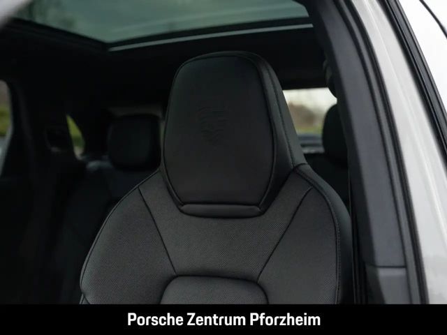 Porsche Cayenne Black Edition