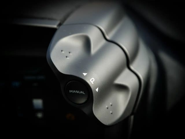 McLaren 750S Coupé Flux Green, Bowers and Wilkins Sound